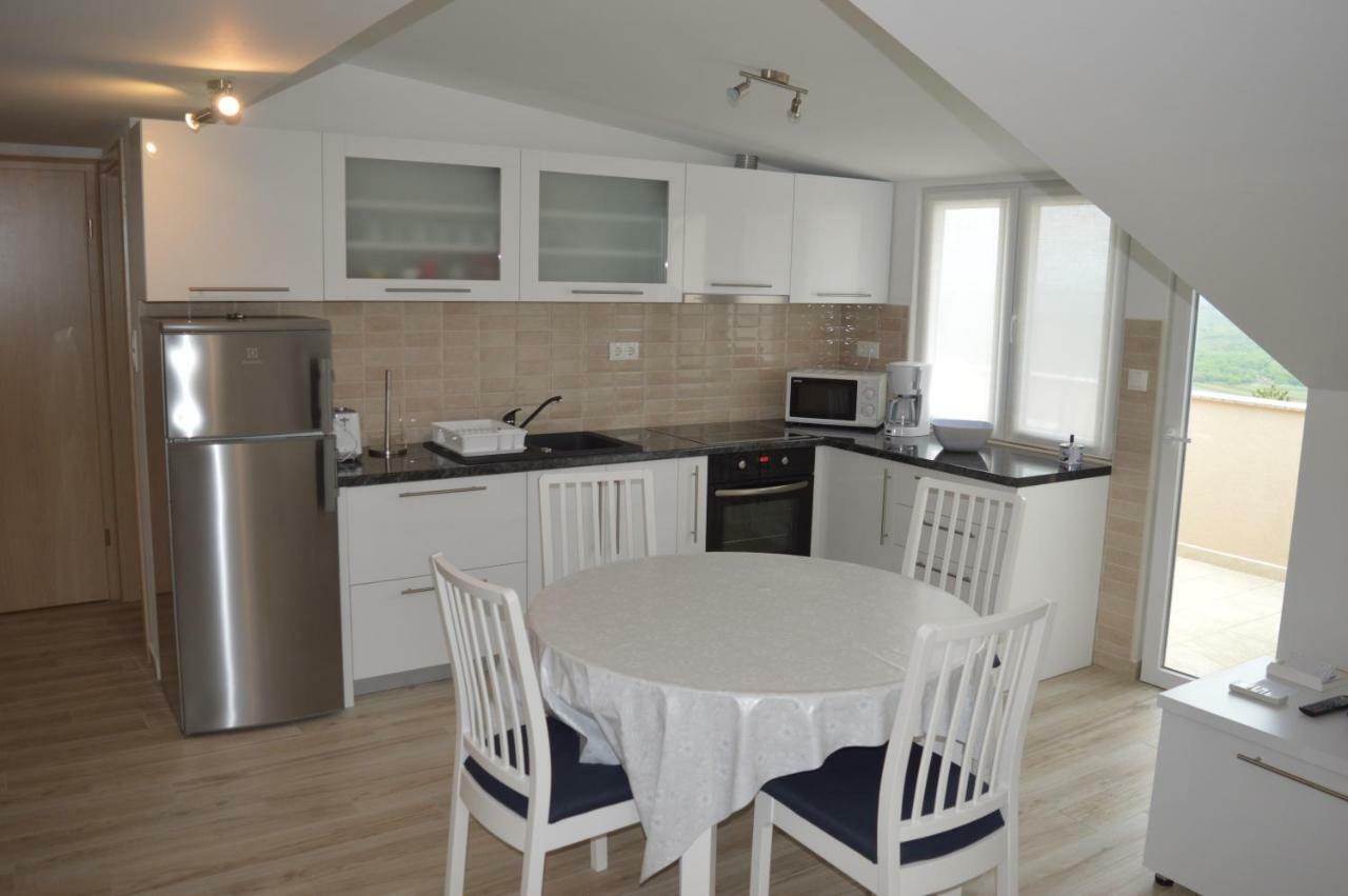 Appartments Dobby Appartamento Vrh (Krk)