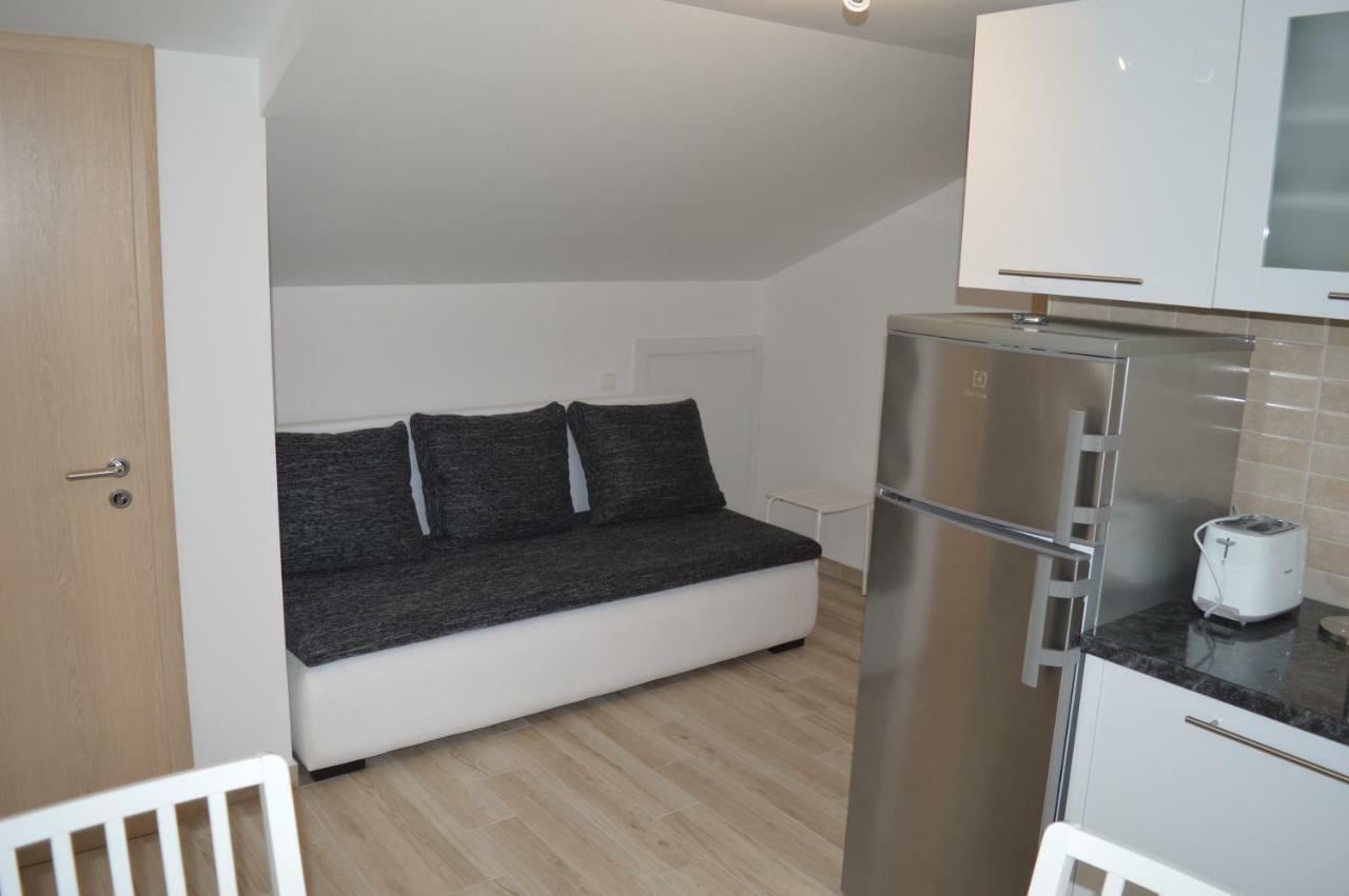 Appartments Dobby Appartamento Vrh (Krk)